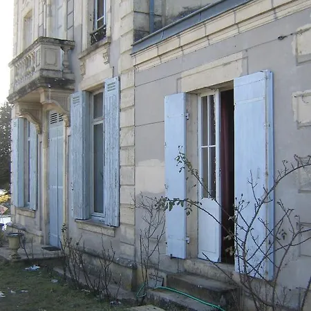 Chateau Saint Vincent Bed & Breakfast *