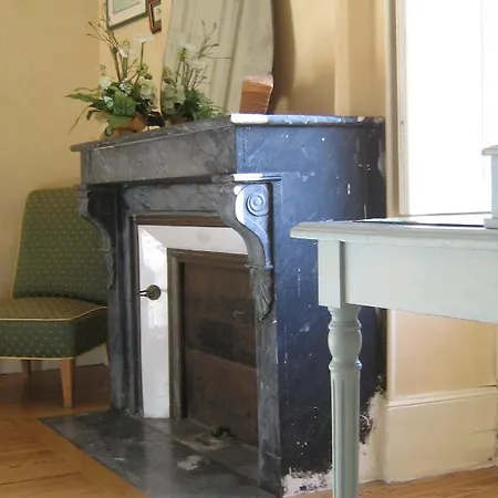 & Chateau Saint Vincent Bed & Breakfast *